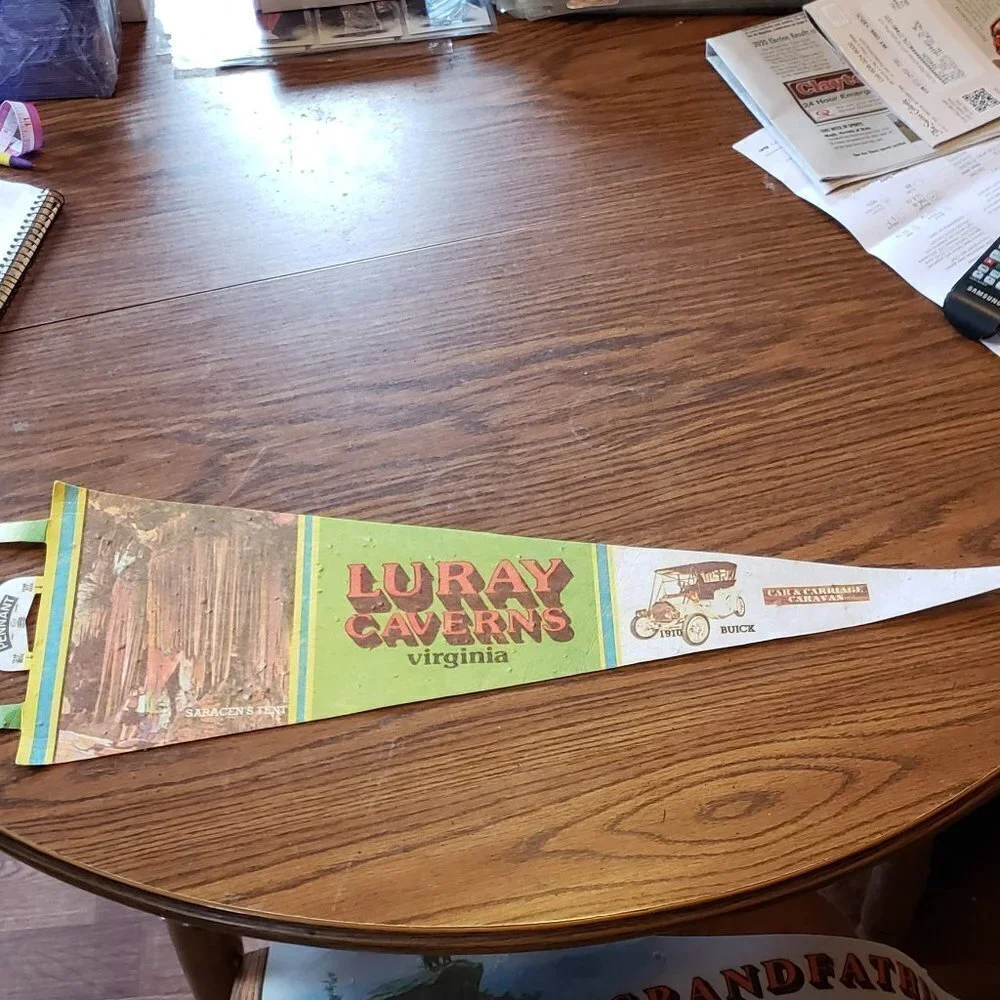 Vintage Luray Caverns Virgina 25 Inch Pennant Cars & Carriage Caravan